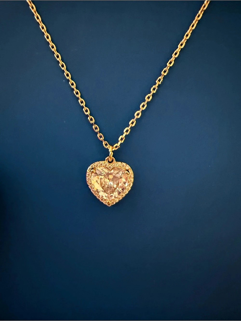 Kate Spade Heart Pendant Necklace in Gold